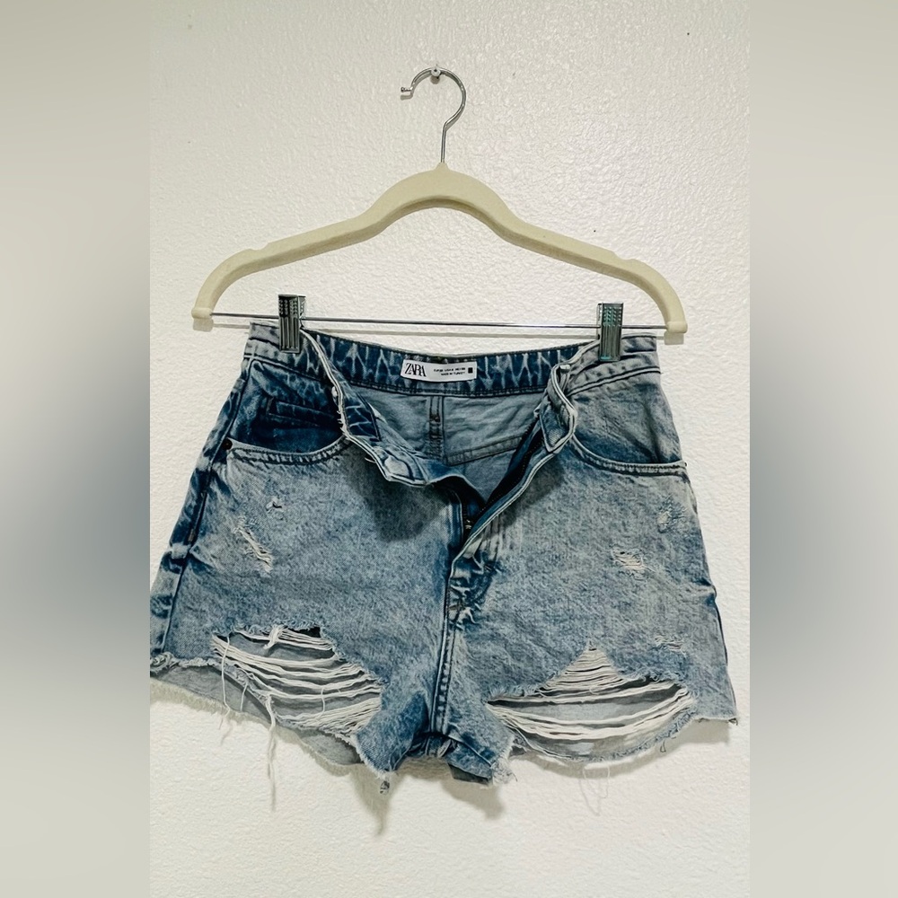 Zara Women's Ripped Blue Jean Shorts